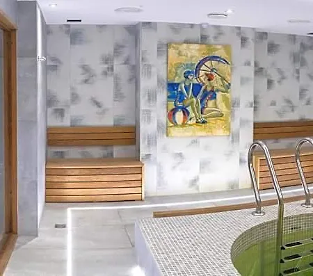 Azur - Hostaid Apartment *