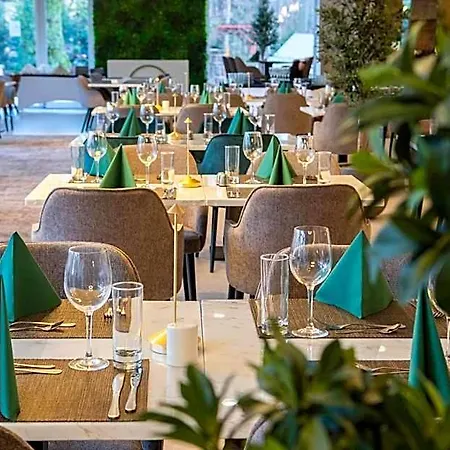 Azur - Hostaid Apartment Siofok