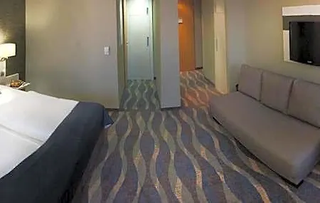 Azur - Hostaid Apartment