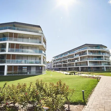 Azur - Hostaid Apartamento *