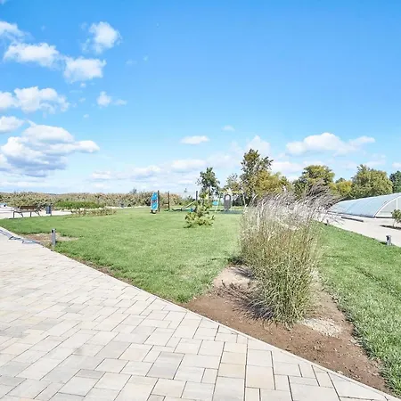 Azur - Hostaid Siófok