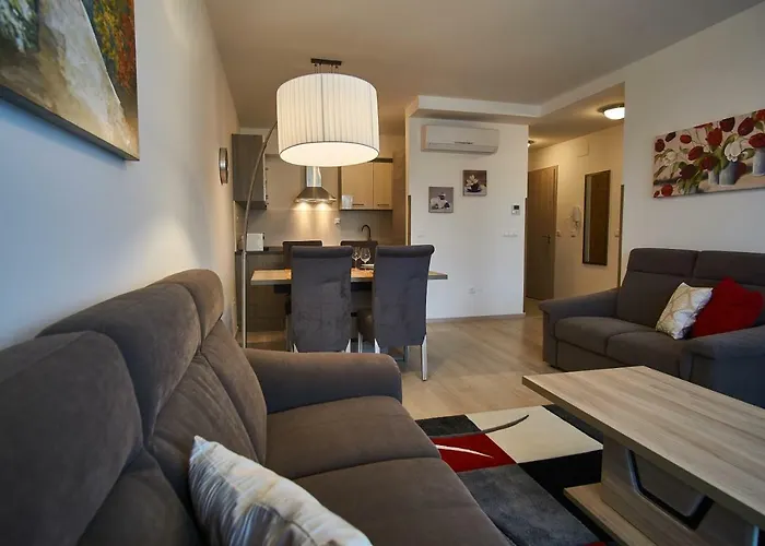 דירה Azur - Hostaid